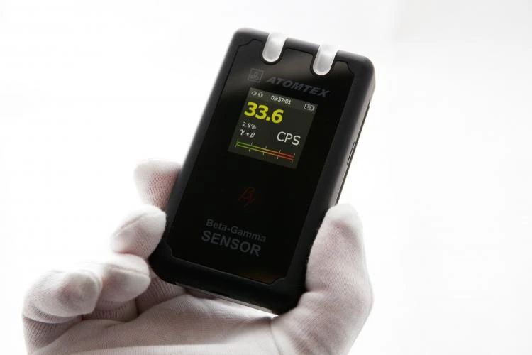 Radioaktivlik indikatoru AT2522 (Alfa sensor)
